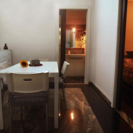 Oasi In Centro Apartment Bari Exterior foto