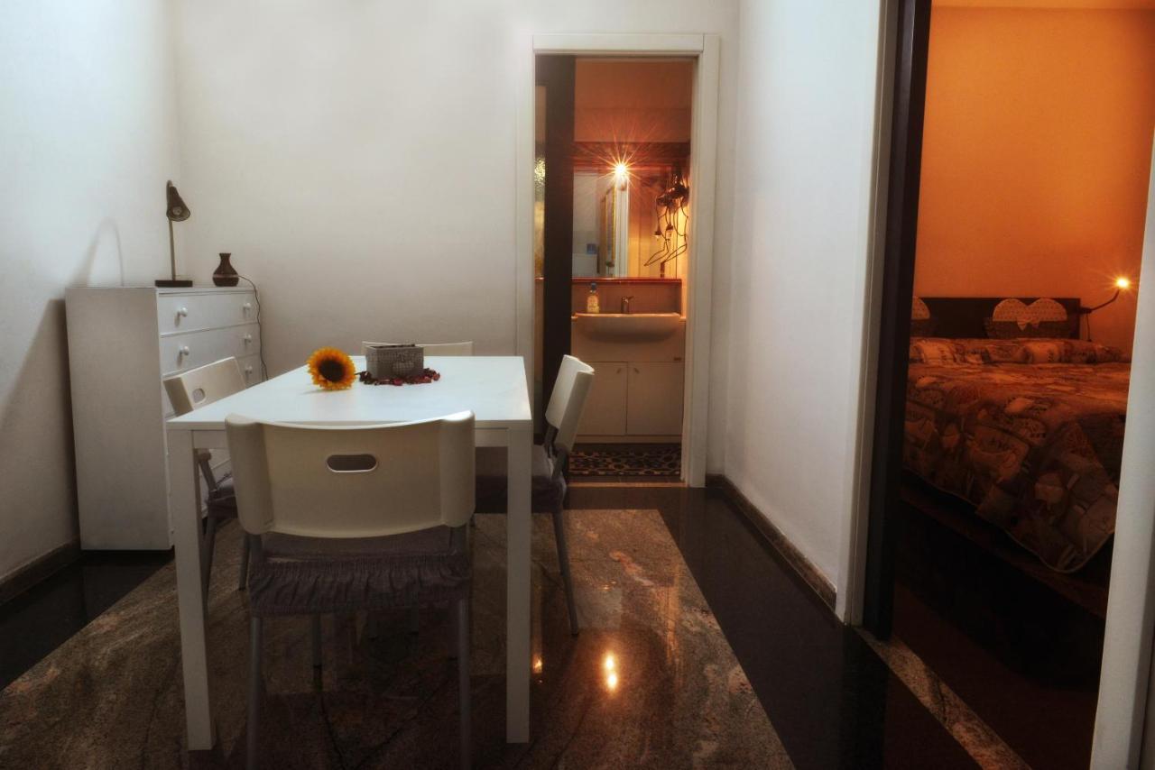 Oasi In Centro Apartment Bari Exterior foto